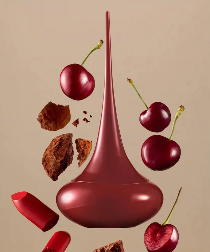 عطرزنانه لاوپوشن چری آن تاپ